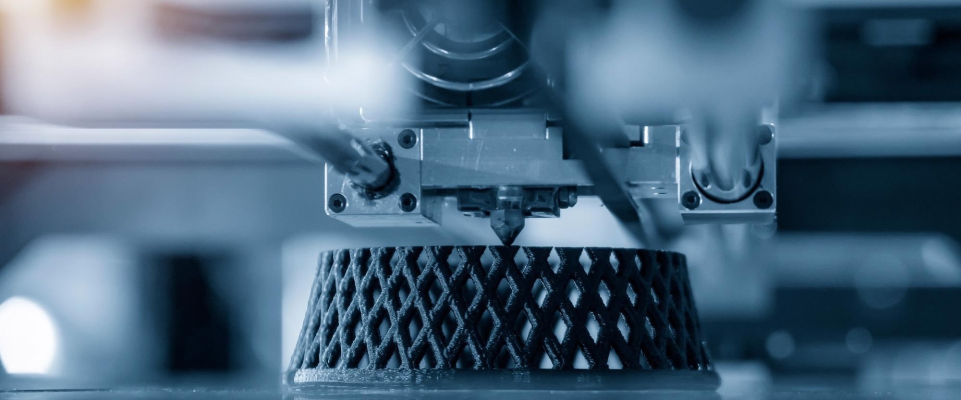 How does 3d printing help reduce waste in the medical field?